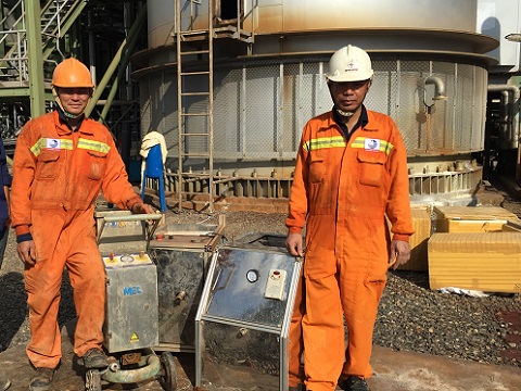 Vệ sinh công nghiệp bằng đá khô là gì